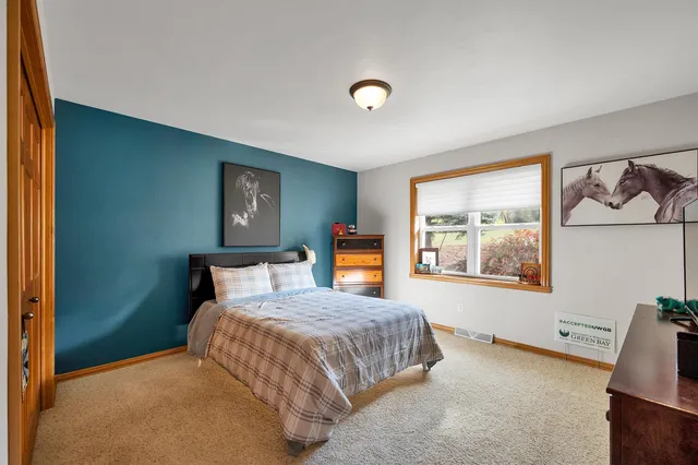 $539,900 | 4011 Garrett Street, De Pere, WI 54115