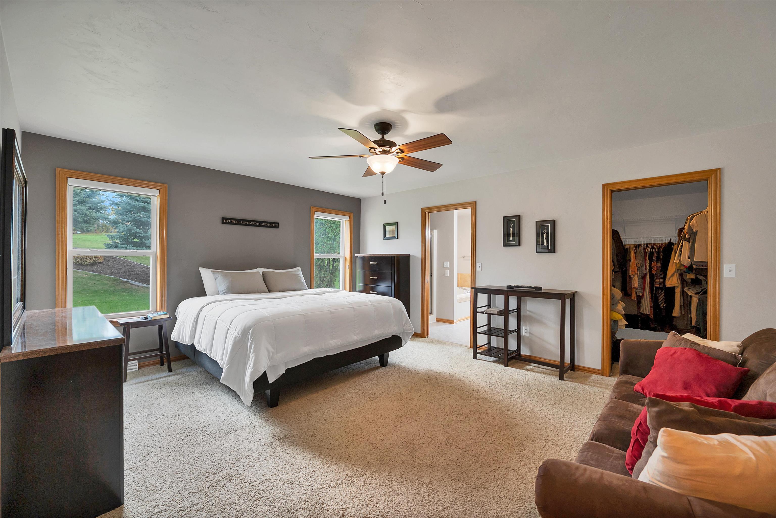 4011 Garrett Street De Pere, WI 54115 - Photo 4 of 75