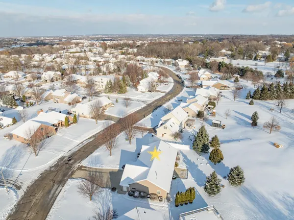 $529,900 | 4011 Garrett Street, De Pere, WI 54115