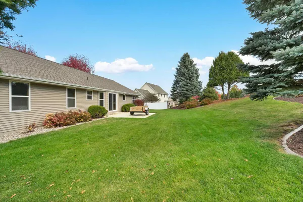 $529,900 | 4011 Garrett Street, De Pere, WI 54115