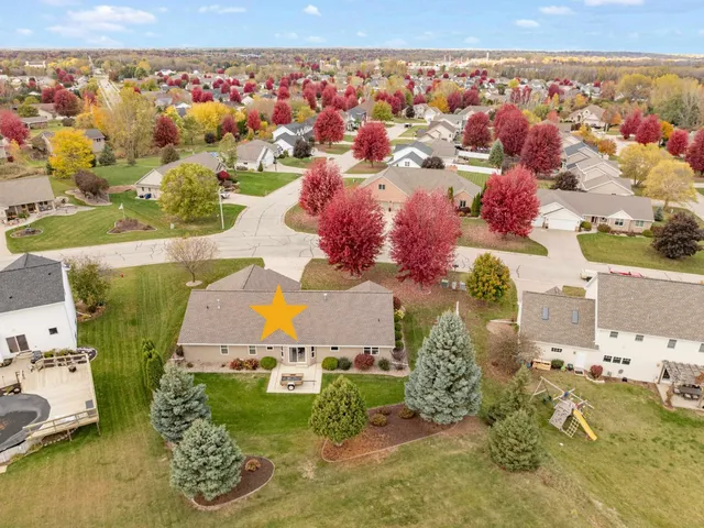 $539,900 | 4011 Garrett Street, De Pere, WI 54115