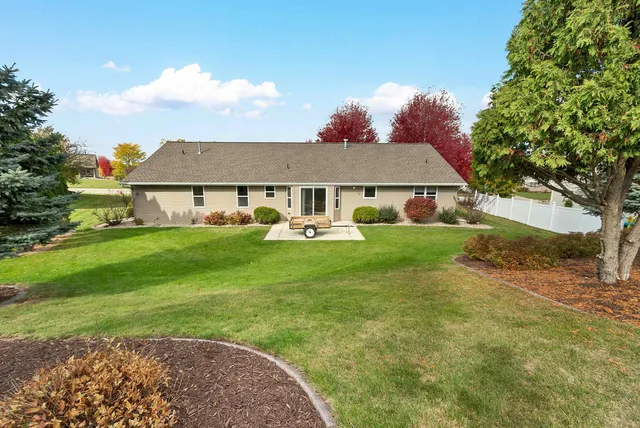 $539,900 | 4011 Garrett Street, De Pere, WI 54115