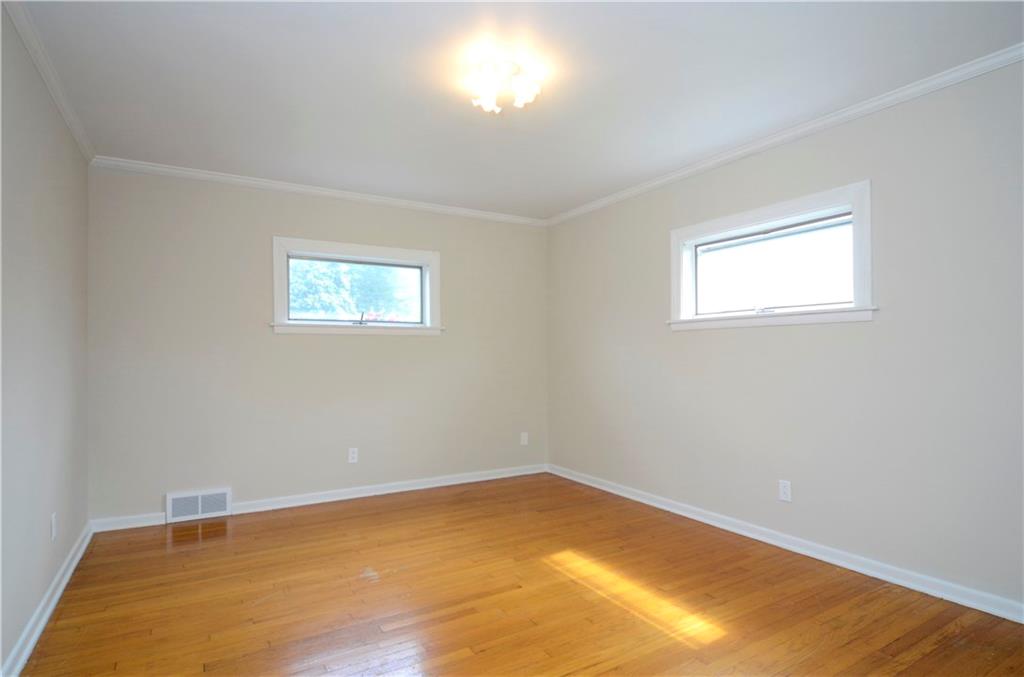 440 Center Grange Road Monaca, PA 15061 - Photo 12 of 25 Gallery Image 12