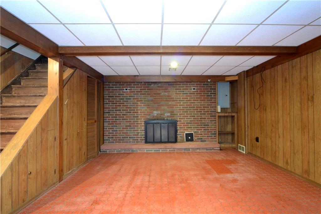 440 Center Grange Road Monaca, PA 15061 - Photo 17 of 25 Gallery Image 17