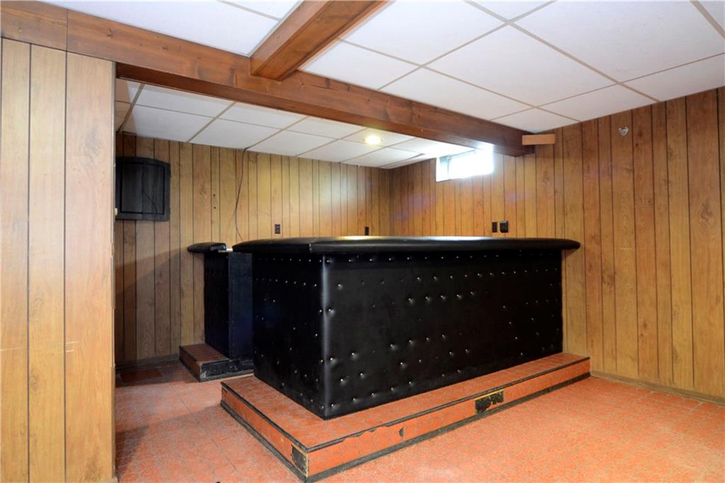 440 Center Grange Road Monaca, PA 15061 - Photo 18 of 25 Gallery Image 18
