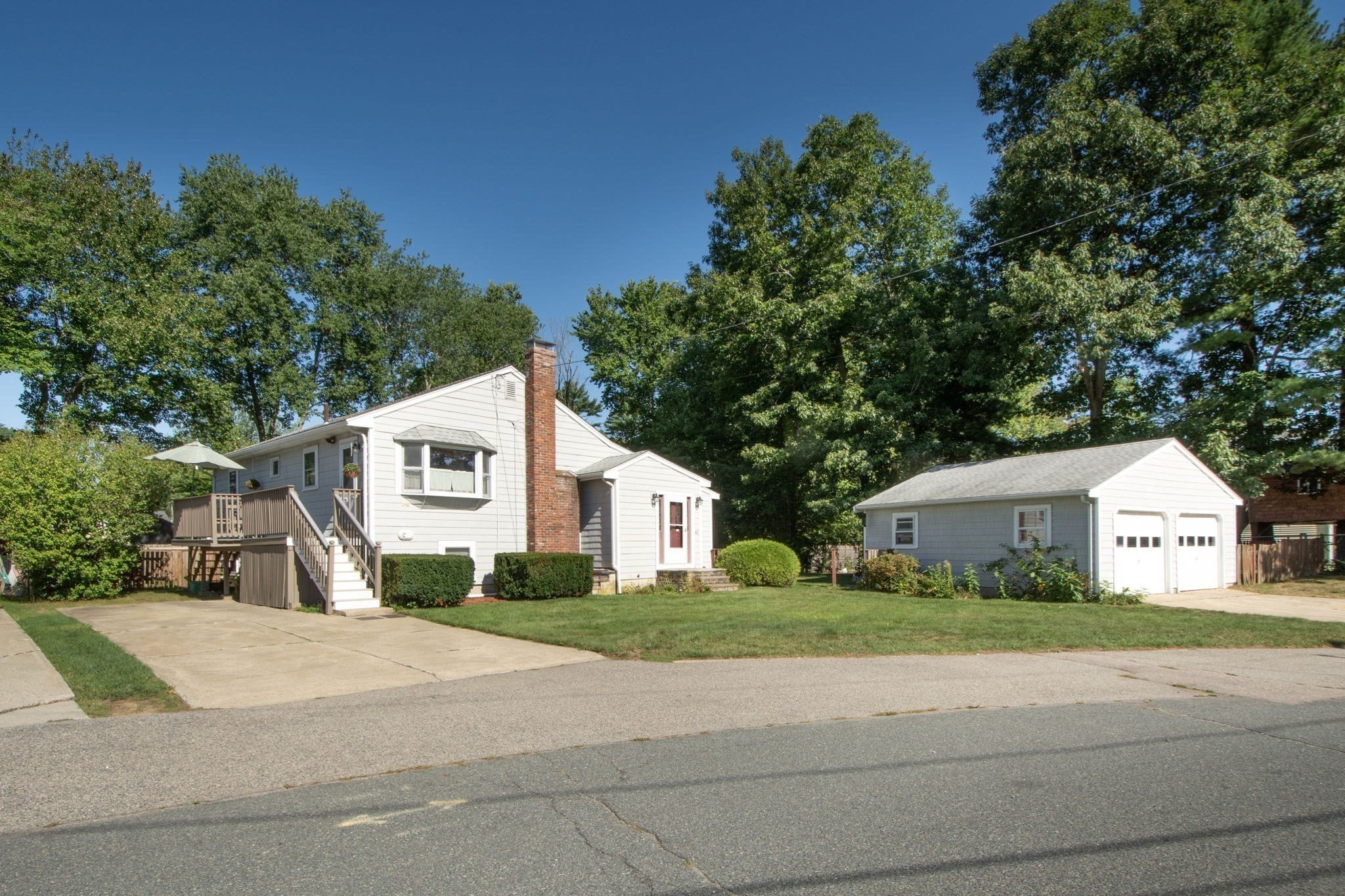 40 Border Road Holbrook, MA 02343 - Photo 1 of 30 Gallery Image 1