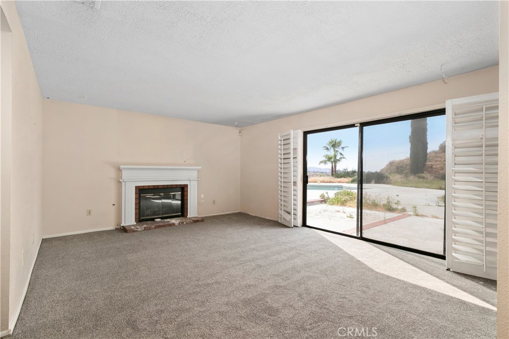 1703 Ridge View Colton, CA 92324 - Photo 13 of 59