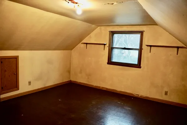 $179,900 | 109 East 11th Street, Kaukauna, WI 54130