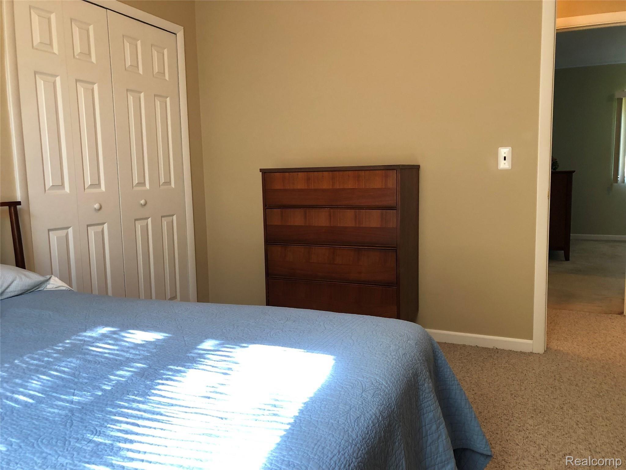 2841 Grant Road Rochester, MI 48309 - Photo 43 of 47 image00103.jpeg