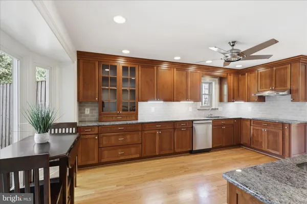 $1,250,000 | 1148 Randolph Road, McLean, VA 22101