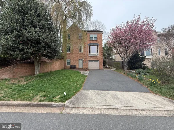 $1,250,000 | 1148 Randolph Road, McLean, VA 22101