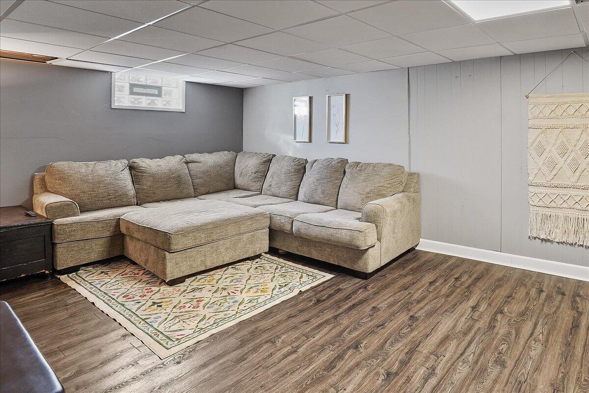 3340 Maple Drive Highland, IN 46322 - Photo 21 of 29 a living room with furniture and a rug