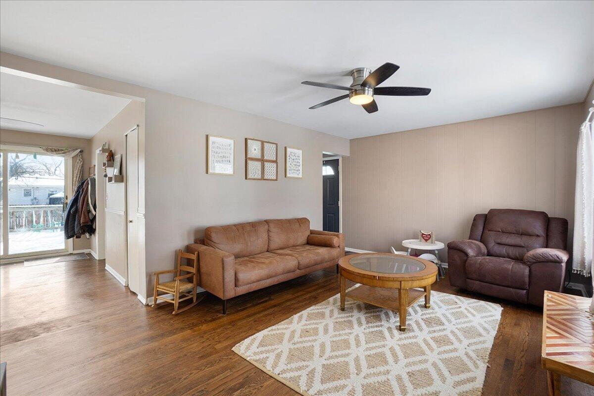 3340 Maple Drive Highland, IN 46322 - Photo 4 of 29 a living room with furniture and a wooden floor