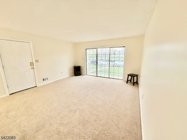 $2,500 | 58 Amethyst Way, Franklin Park, NJ 08823