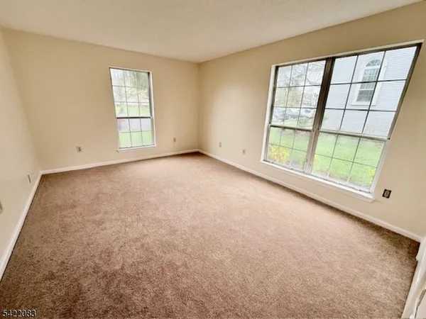 $2,500 | 58 Amethyst Way, Franklin Park, NJ 08823