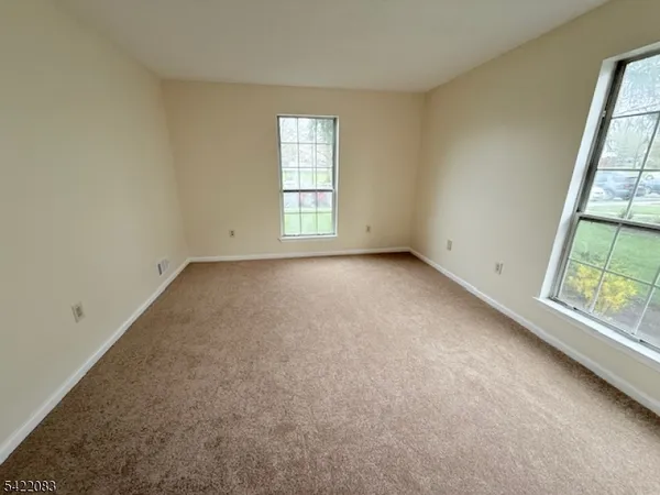 $2,500 | 58 Amethyst Way, Franklin Park, NJ 08823