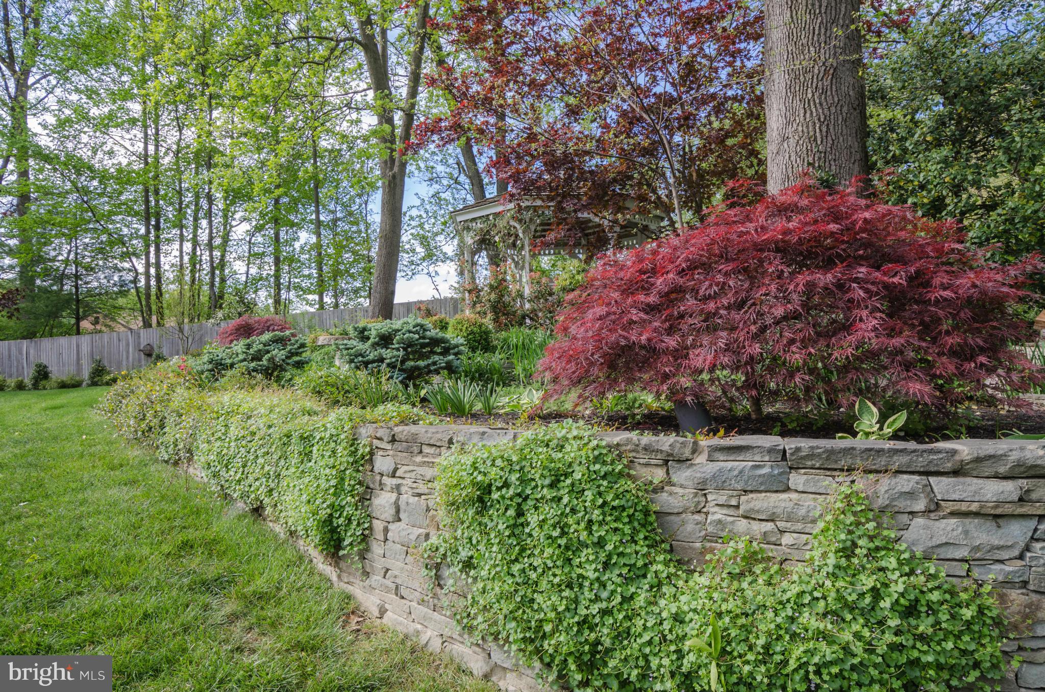 14507 Old York Road Phoenix, MD 21131 - Photo 28 of 30 Dry-stacked stone wall flanking Gazebo