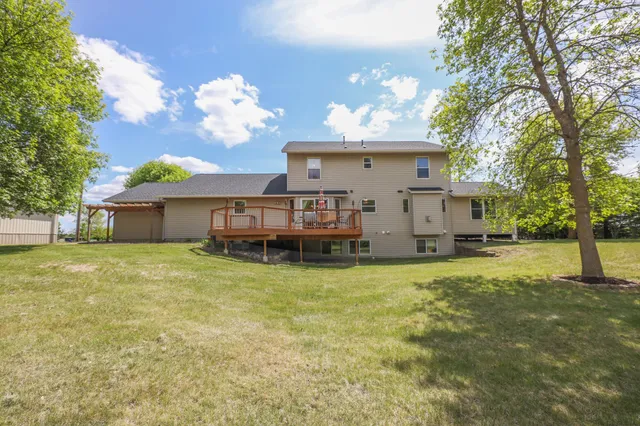 $589,900 | 3035 County Road 4 Southwest, Alexandria, MN 56308