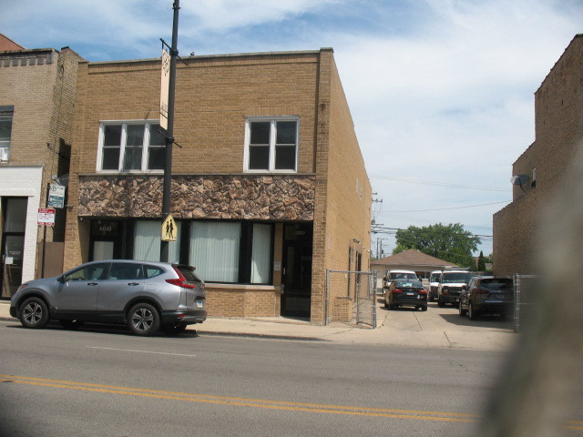 6046 West Irving Park Road, Unit 2F Chicago, IL 60634 - Photo 1 of 21