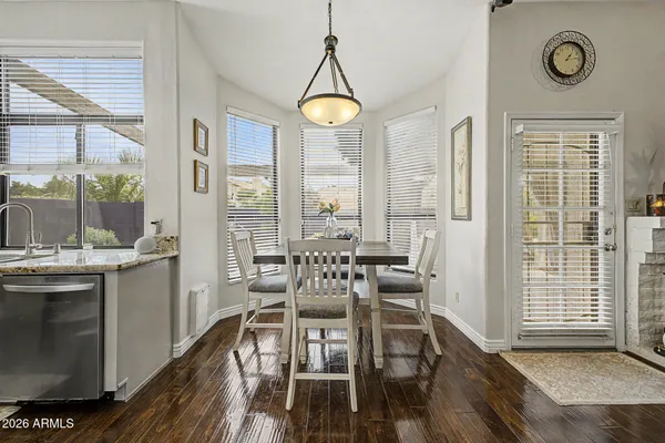 $728,000 | 159 East Courtney Lane, Tempe, AZ 85284