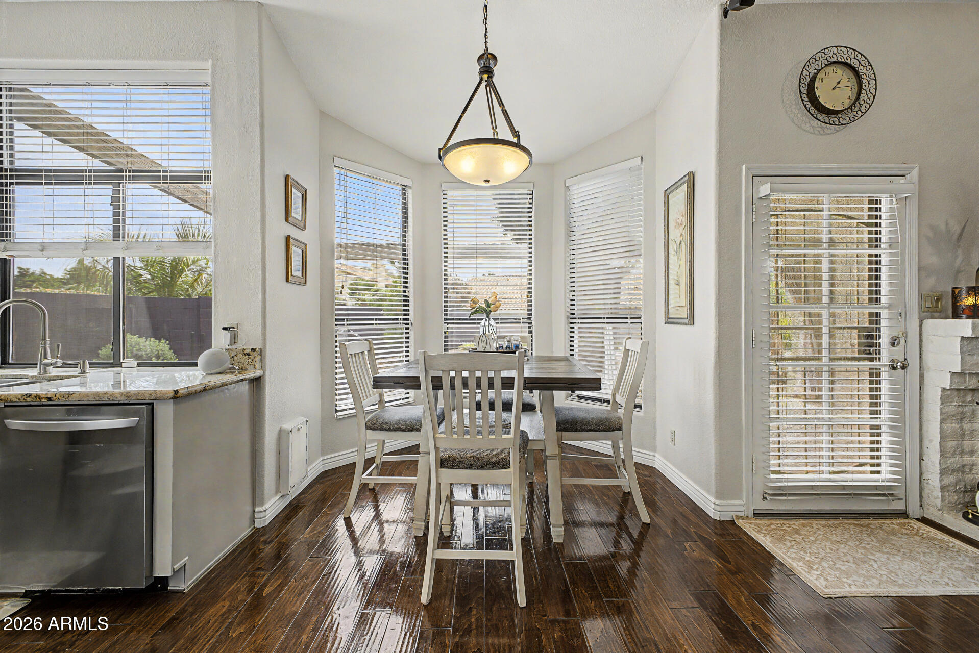 159 East Courtney Lane Tempe, AZ 85284 - Photo 15 of 32 15-Courtney