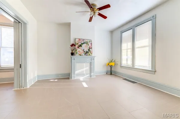 $129,900 | 2017 Switzer Avenue, St. Louis, MO 63136