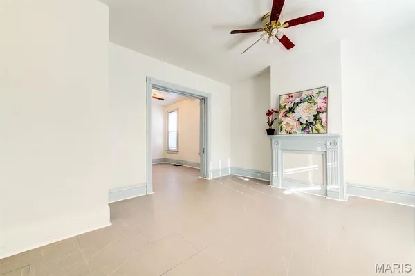 $129,900 | 2017 Switzer Avenue, St. Louis, MO 63136