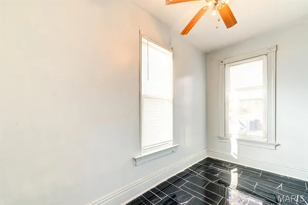 $129,900 | 2017 Switzer Avenue, St. Louis, MO 63136