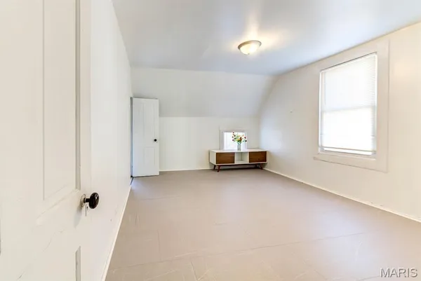 $129,900 | 2017 Switzer Avenue, St. Louis, MO 63136