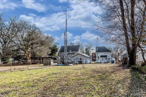 $129,900 | 2017 Switzer Avenue, St. Louis, MO 63136