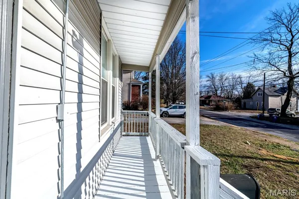 $129,900 | 2017 Switzer Avenue, St. Louis, MO 63136