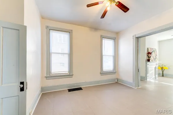 $129,900 | 2017 Switzer Avenue, St. Louis, MO 63136