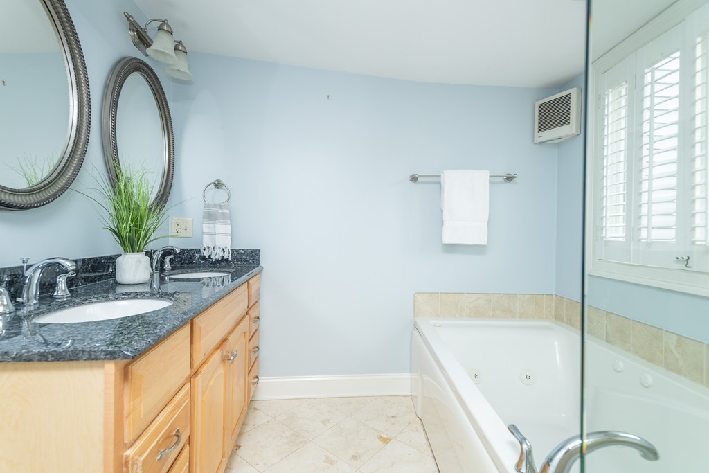52 Warren Street, Unit 3 Boston, MA 02129 - Photo 11 of 14