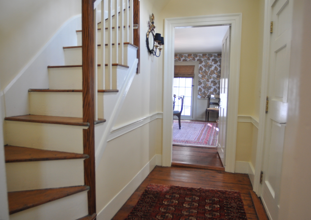46 Interlaken Road Stockbridge, MA 01262 - Photo 4 of 37 Front Foyer