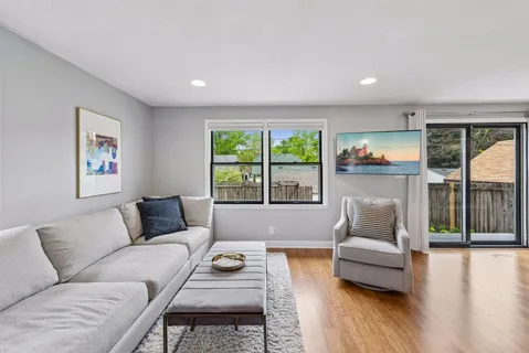 $700,000 | 5148 Upton Avenue South, Minneapolis, MN 55410