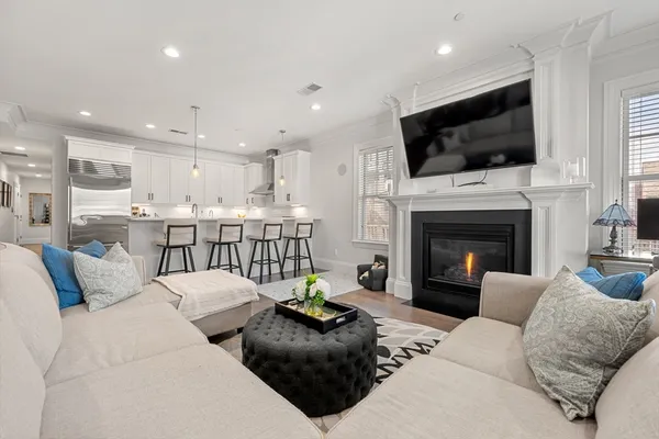 $1,225,000 | 844 East 4th Street, Unit 3, Boston, MA 02127