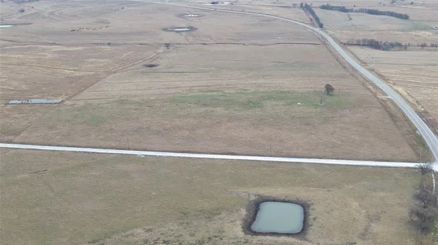 $220,000 | 341 County Road 341, Muenster, TX 76252