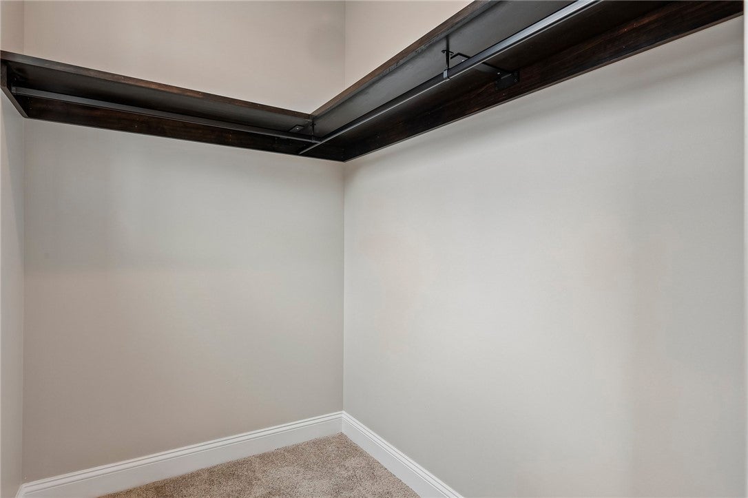 3908 Edwards Road, Unit B Cincinnati, OH 45209 - Photo 34 of 49 Gallery Image 34