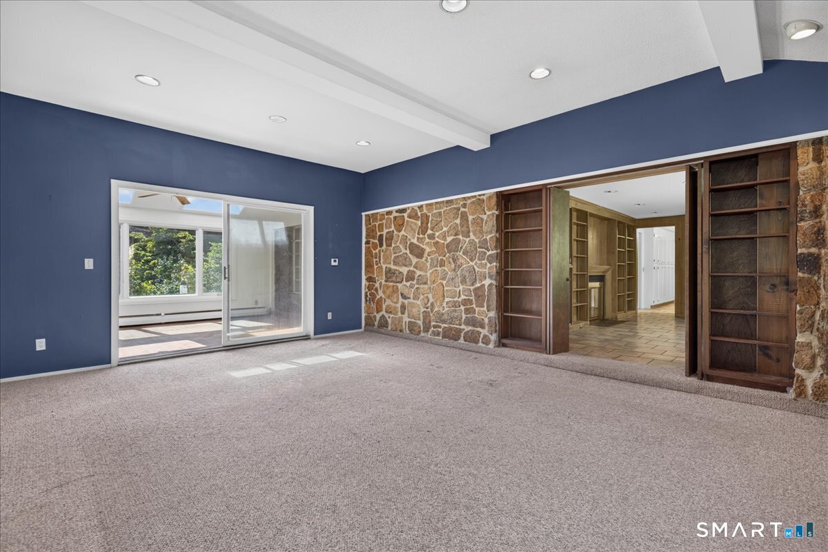 333 Mansfield Road North Haven, CT 06473 - Photo 12 of 40 Gallery Image 12