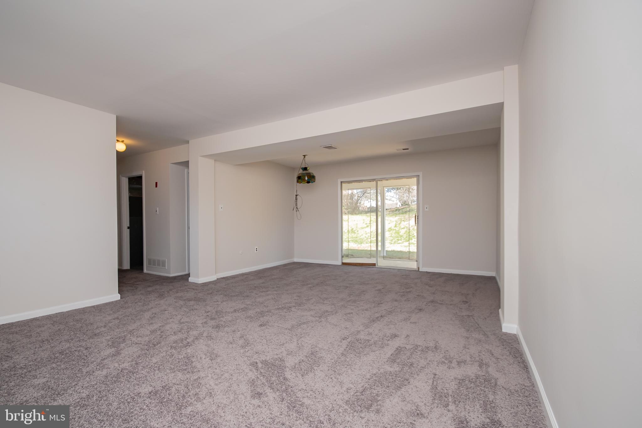 102 Woodstream Road Boothwyn, PA 19061 - Photo 13 of 40 Gallery Image 13