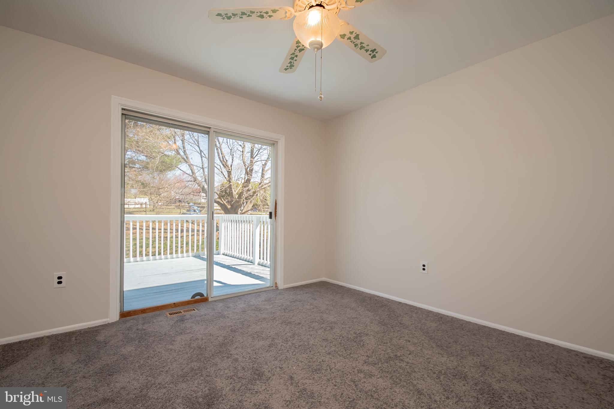 102 Woodstream Road Boothwyn, PA 19061 - Photo 21 of 40 Gallery Image 21