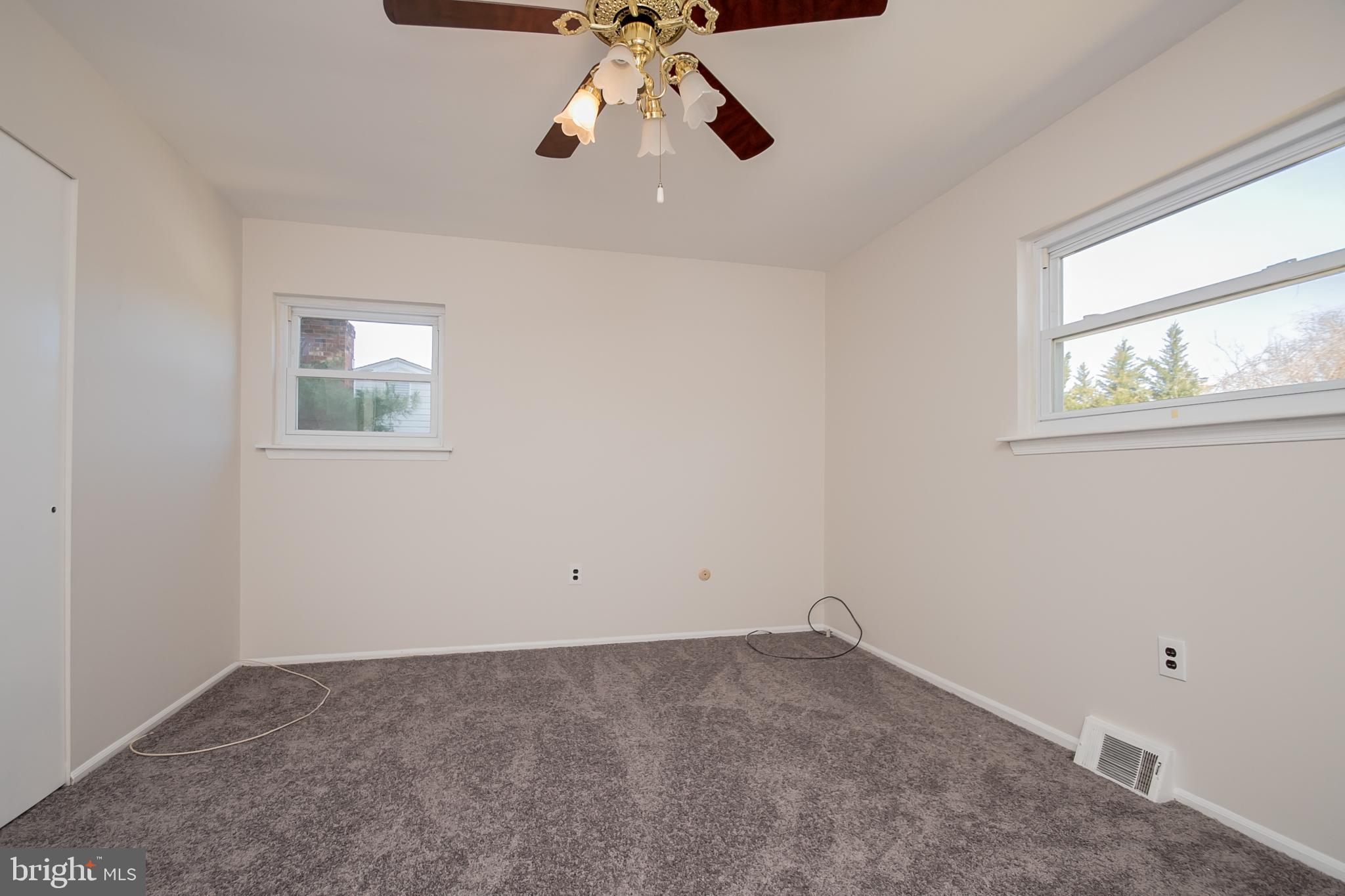 102 Woodstream Road Boothwyn, PA 19061 - Photo 26 of 40 Gallery Image 26