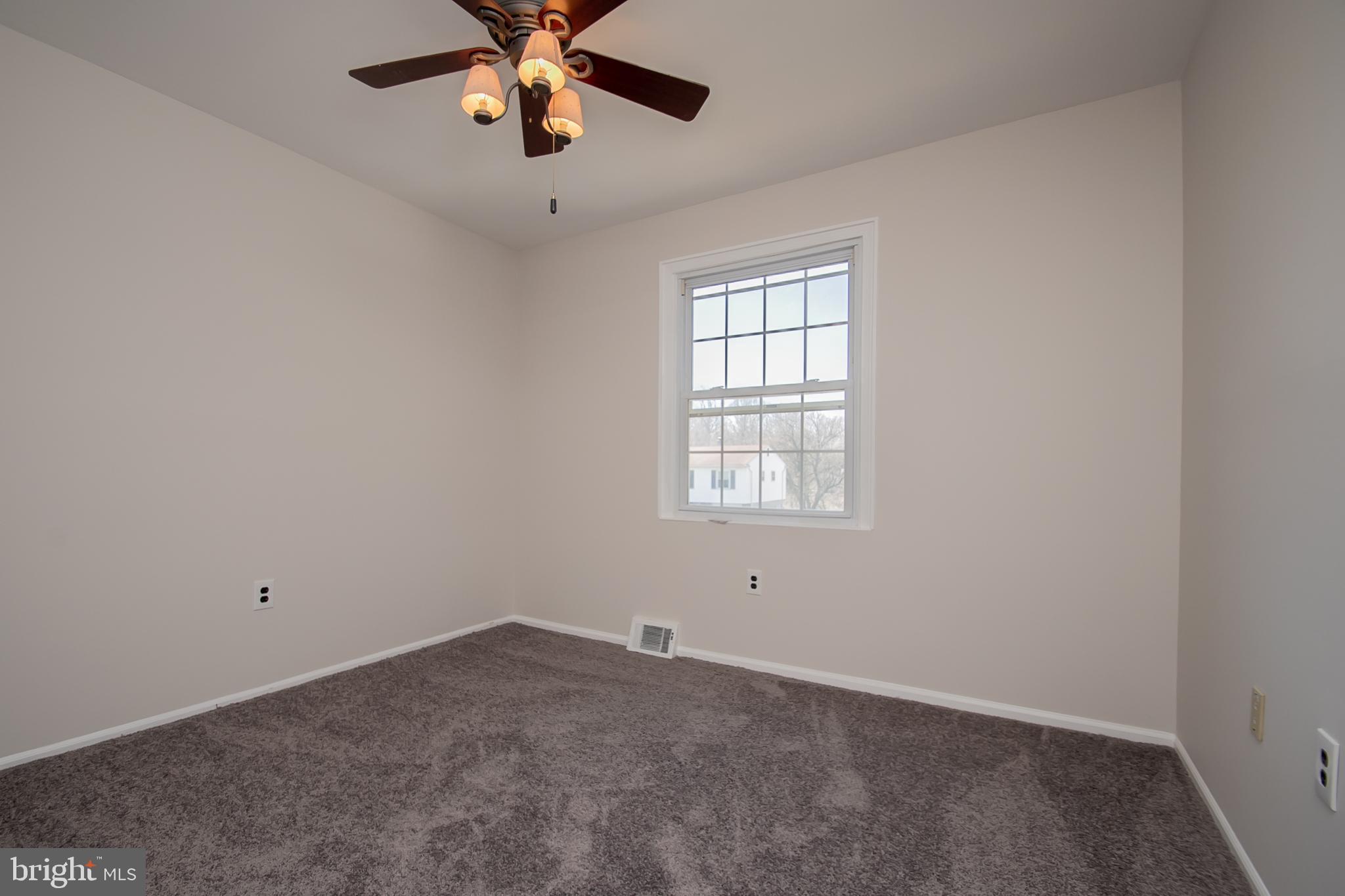 102 Woodstream Road Boothwyn, PA 19061 - Photo 27 of 40 Gallery Image 27