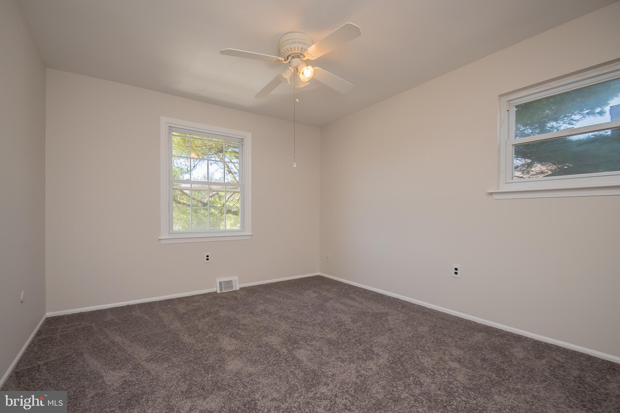 102 Woodstream Road Boothwyn, PA 19061 - Photo 31 of 40 Gallery Image 31
