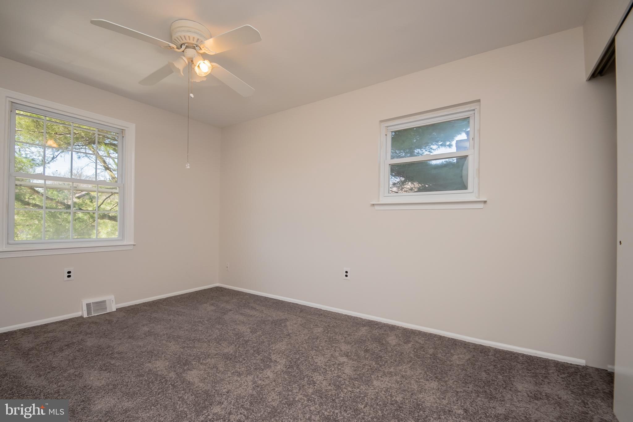102 Woodstream Road Boothwyn, PA 19061 - Photo 32 of 40 Gallery Image 32