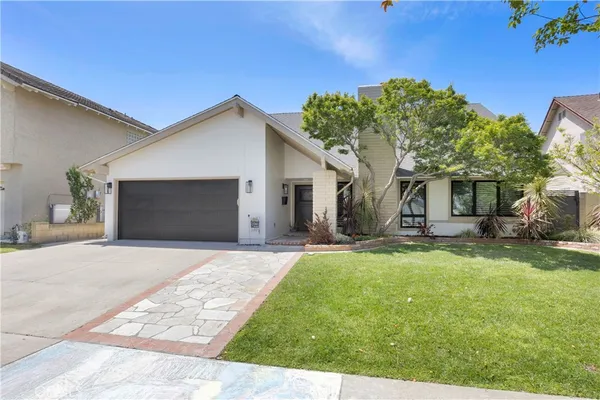 $1,999,999 | 10301 Humbolt Street, Los Alamitos, CA 90720