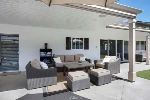 $1,999,999 | 10301 Humbolt Street, Los Alamitos, CA 90720