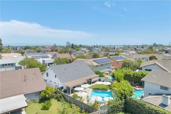 $1,999,999 | 10301 Humbolt Street, Los Alamitos, CA 90720