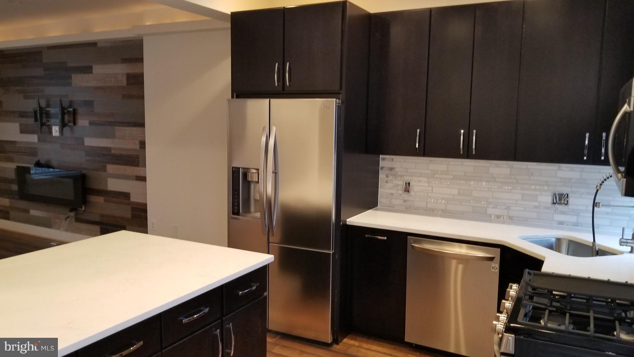 516 Columbia Road Northwest Washington, DC 20001 - Photo 3 of 10 Kitchen