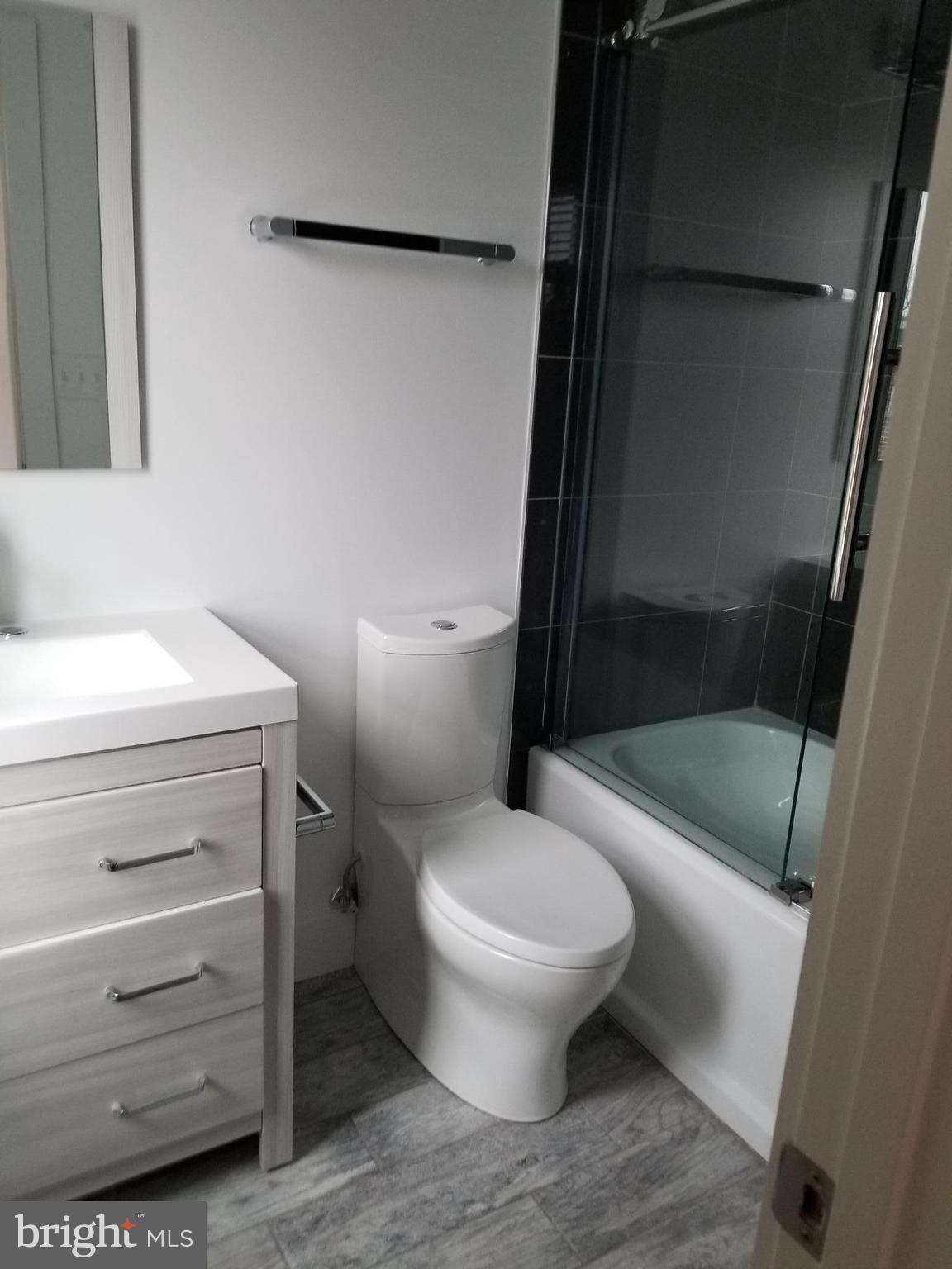 516 Columbia Road Northwest Washington, DC 20001 - Photo 5 of 10 Bedroom (Master)